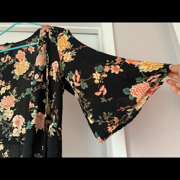 Forever 21 pretty much new!! - Picture 3 of 5